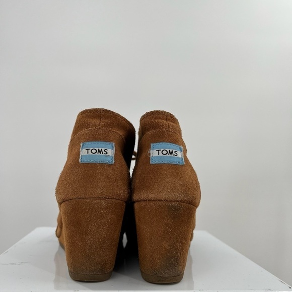 Toms Hidden Wedge Suede Booties Ladies Size 8 - Picture 5 of 8